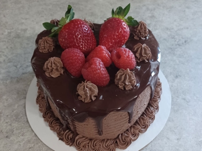 Strawberry Chocolate Cake